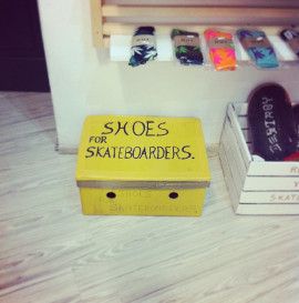 Darmowe buty dla skaterów.